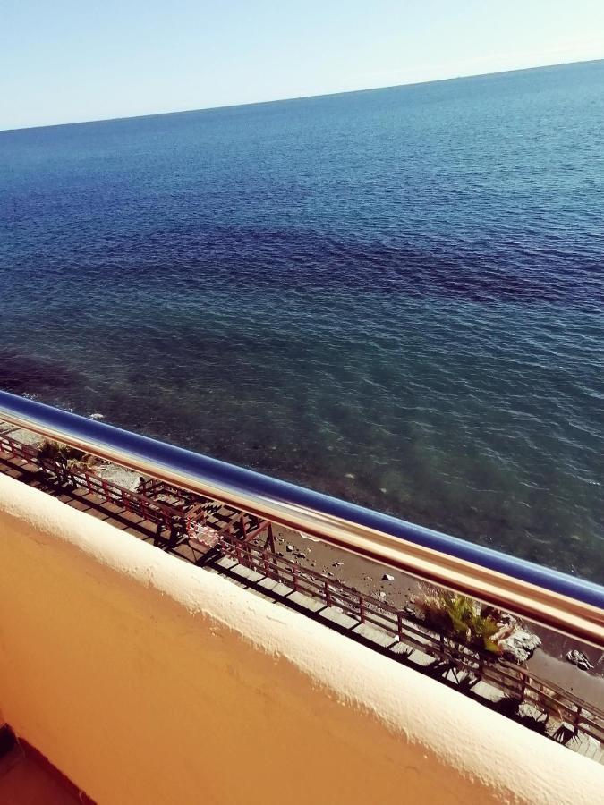 Grand Amour Estepona Luaran gambar